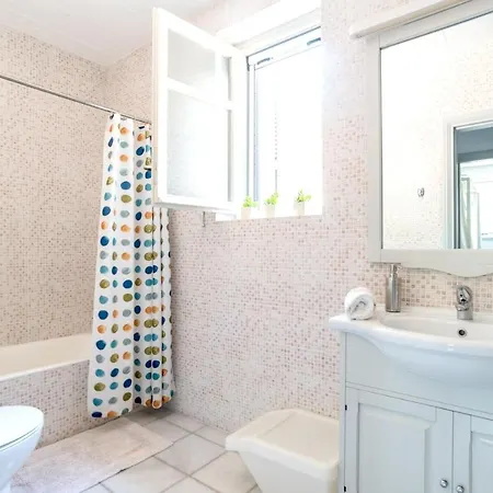 3 Bedrooms House At Isterni 500 M Away From The Beach With Sea View Shared Pool And Balcony *